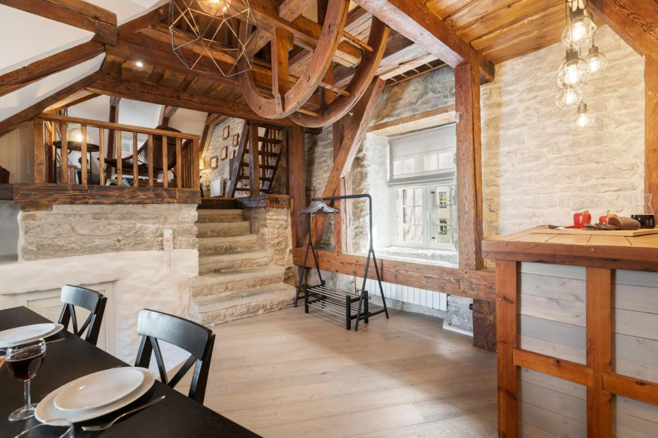 Hilltop Apartments - Old Town Kuninga تالين المظهر الخارجي الصورة